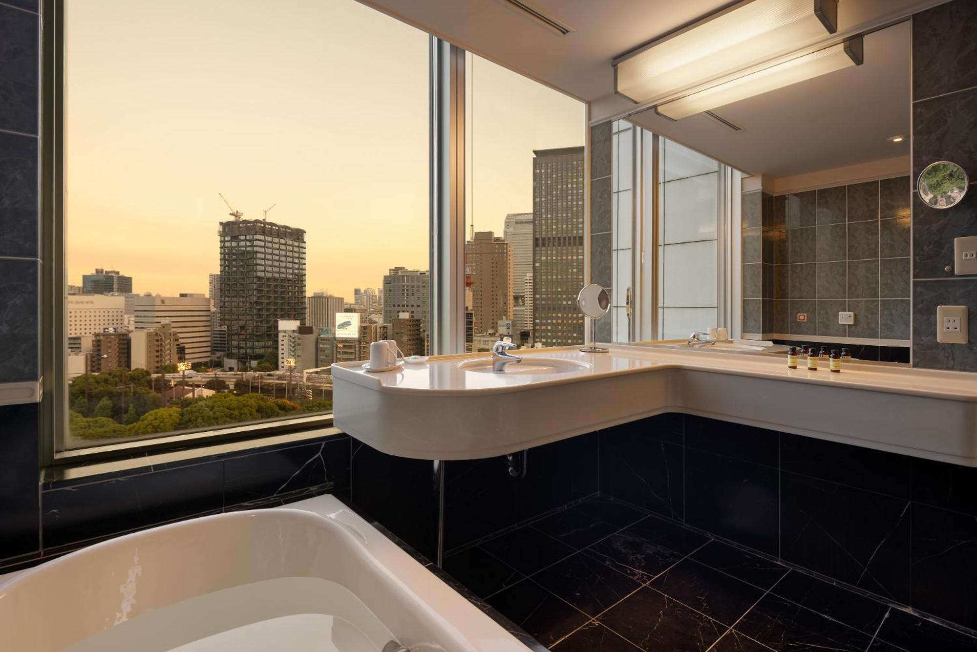 The Park Tower - Preferred & Resorts, Lvx Collection 5*